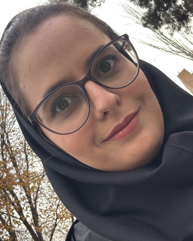 سپیده باقری